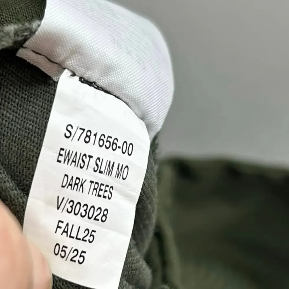 Banana Republic men’s green pants 38 dark trees cotton blend straight